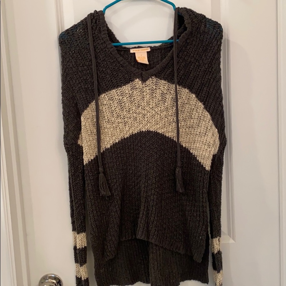 Sweet Romeo sweater hoodie with stripes